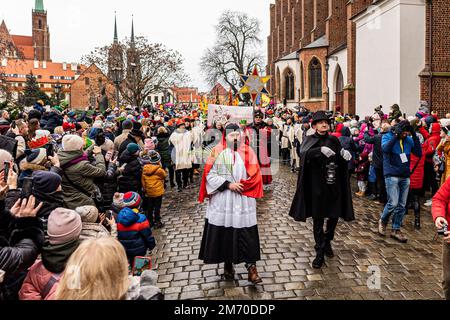 Breslau, Polen. 6. Januar 2023. 06 Jan 2023 Breslau, Polen. Epiphanien- oder Dreikönigstag-Prozession (Bild: © Krzysztof Kaniewski/ZUMA Press Wire) Stockfoto