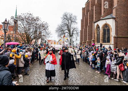 Breslau, Polen. 6. Januar 2023. 06 Jan 2023 Breslau, Polen. Epiphanien- oder Dreikönigstag-Prozession (Bild: © Krzysztof Kaniewski/ZUMA Press Wire) Stockfoto