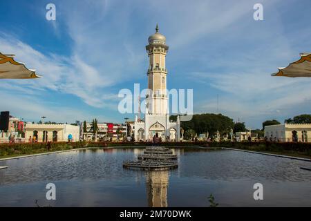 Großer Moschee-Turm Baiturrahman, Aceh, Indonesien. Stockfoto