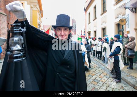 Breslau, Breslau, Polen. 6. Januar 2023. Die Prozession der drei Könige ging durch Breslau. Etwa 5.000 Personen nahmen an der Prozession Teil. (Bild: © Krzysztof Zatycki/ZUMA Press Wire) Stockfoto