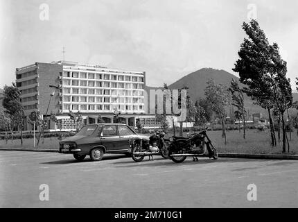 Baia Mare, Sozialistische Republik Rumänien, ca. 1975. Hotel Gutinul (heute Hotel Carpați). Stockfoto