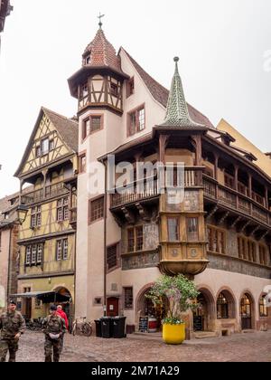 Das historische Maison Pfister und Fachwerkhäuser im Stadtzentrum, Colmar, Grand Est, Haut-Rhin, Elsass, Elsass, Frankreich Stockfoto