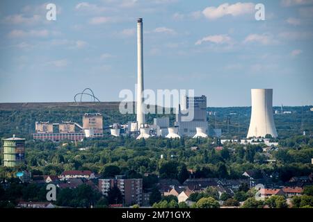 Blick von Tippelsberg in Bochum im Norden, STEAG-Kraft-Wärme-Kopplungsanlage Herne und Hoheward Slagheap, NRW, Deutschland, Stockfoto