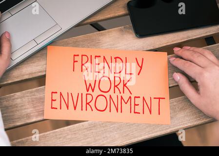 Handschriftfreundliche Arbeitsumgebung. Geschäftskonzept Zukunft Stadt Intelligente, moderne Hochhausumgebung Stockfoto