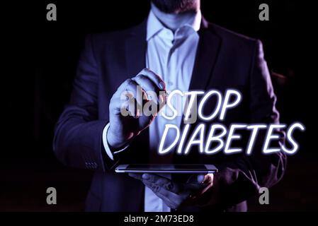 Textüberschrift mit „Stop Diabetes“. Der Blutzuckerspiegel im Blut ist höher als normal. Injizieren Sie Insulin Stockfoto