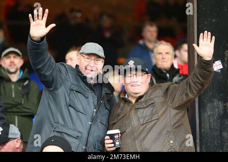 7. Januar 2023; Selhurst Park, Crystal Palace, London, England; FA Cup Fußball, Crystal Palace gegen Southampton; Southampton Fans zeigen ihre Unterstützung Stockfoto