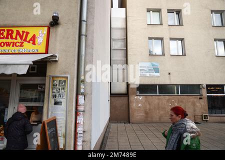 Warschau, Polen. 7. Januar 2023. Keret House - das dünnste Haus der Welt. Kredit: Marek Domek/Alamy Live News Stockfoto