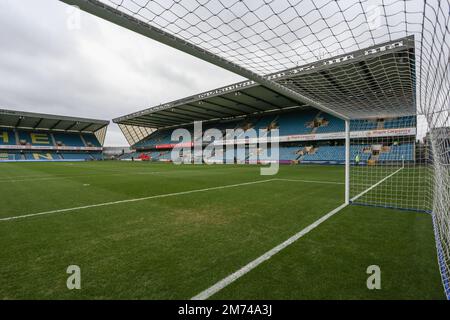 London, Großbritannien. 07. Januar 2023. Ein allgemeiner Überblick über das Stadion während des Emirates FA Cup 3. Runde Spiels Millwall vs Sheffield United im The Den, London, Vereinigtes Königreich, 7. Januar 2023 (Foto von Arron Gent/News Images) in London, Vereinigtes Königreich, am 1./7. Januar 2023. (Foto: Arron Gent/News Images/Sipa USA) Guthaben: SIPA USA/Alamy Live News Stockfoto