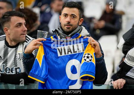 Turin, Italien. 30. November 2022. Turin. Banner zum Gedenken an Gianluca Vialli vor der Lega-Serie Ein Tim-Spiel, gültig für die Meisterschaft Juventus gegen Udinese 2022/2023 im Allianz-Stadion auf dem Foto: Kredit: Independent Photo Agency/Alamy Live News Stockfoto