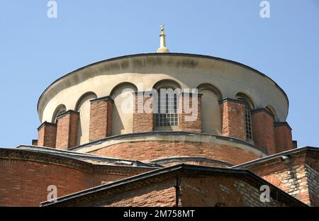 Die Hagia Irene Kirche in Istanbul, Türkei, wurde im 4. Jahrhundert erbaut. Stockfoto