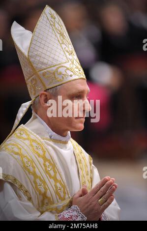 Vatikanstadt, Vatikanstadt. 07. Januar 2023. Monsignore Georg Gaenswein. Foto: Monsignore Georg Gaenswein Privatsekretär von Papst Benedikt XVI., nachdem er während der Epiphaniemesse in St. Petersdom am 6. Januar 2013. Kredit: dpa/Alamy Live News Stockfoto