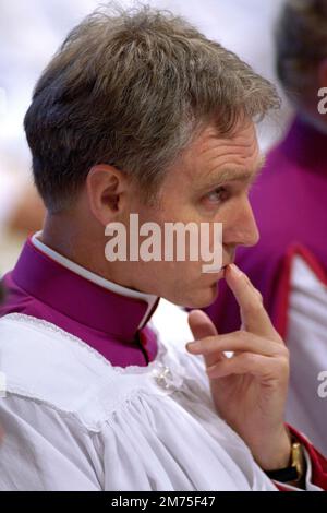 St. 29. April 2007. Monsignore Georg Gaenswein. Foto: Monsignore Georg Gänswein Privatsekretär von Papst Benedikt XVI. Hat am Sonntag, den 29. April 2007, 22 Männer in St. Petersdom im Vatikan: dpa/Alamy Live News Stockfoto