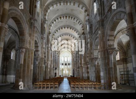 Sainte-Marie-Madeleine, Vezelay, Departement Yonne, Region Bourgogne-Franche-Comte, Burgund, Frankreich Stockfoto