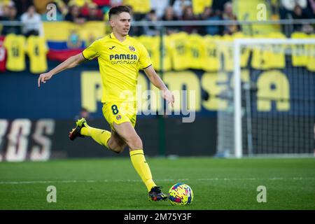 Villarreal, Spanien, 7. Januar 2023. Juan Foyth von Villarreal während des spanischen Spiels La Liga zwischen Villarreal CF und Real Madrid im Stadion La Ceramica. Foto von Jose Miguel Fernandez / Alamy Live News ) Stockfoto