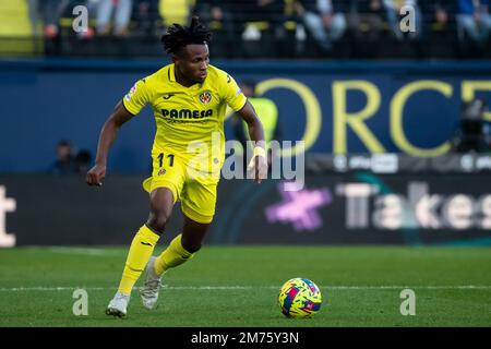 Villarreal, Spanien, 7. Januar 2023. Villarreals Samuel Chimerenka Chukwueze während des spanischen Spiels La Liga zwischen Villarreal CF und Real Madrid im Stadion La Ceramica. Foto von Jose Miguel Fernandez / Alamy Live News ) Stockfoto