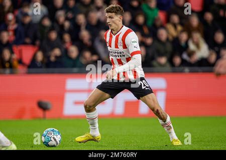 EINDHOVEN, NIEDERLANDE - JANUAR 7: Guus Til von PSV während des niederländischen Eredivisie-Spiels zwischen PSV und Sparta Rotterdam im Philips Stadion am 7. Januar 2023 in Eindhoven, Niederlande (Foto von Broer van den Boom/Orange Pictures). Guthaben: Orange Pics BV/Alamy Live News Stockfoto