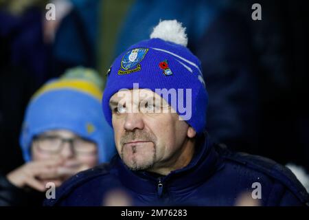 Sheffield, Großbritannien. 07. Januar 2023. Ein Fan von Sheffield Wednesday während des dritten Spiels der Emirates FA Cup Sheffield Wednesday vs Newcastle United in Hillsborough, Sheffield, Vereinigtes Königreich, 7. Januar 2023 (Foto von Ben Early/News Images) in Sheffield, Vereinigtes Königreich, am 1./7. Januar 2023. (Foto: Ben Early/News Images/Sipa USA) Guthaben: SIPA USA/Alamy Live News Stockfoto