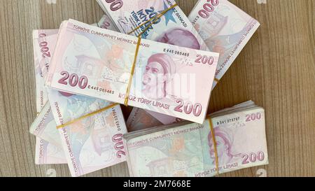 Türkische Lira, Türkische Parasi, Türkisches Geld (Türkische Turk Parasini Sayan Adam Eli) Stockfoto