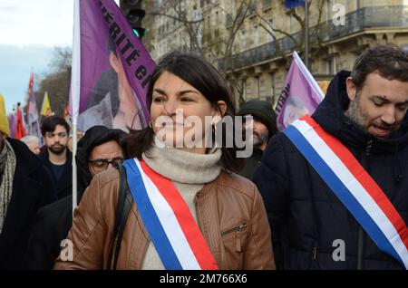 Énorme manifestation de la diaspora Kurde à Paris, pour le 10 ème anniversaire de l'assassinat de 3 militantes Kurdes par les Services Secrets Turcs Stockfoto