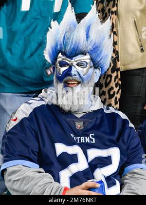 Jacksonville, Florida, USA. 7. Januar 2023. Tennessee Titans-Fan während eines Spiels gegen die Jacksonville Jaguars in Jacksonville, FL. Romeo T Guzman/CSM/Alamy Live News Stockfoto