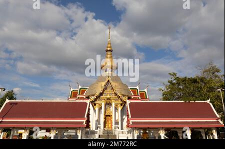 Chonburi, Pattaya, Thailand - 6. Januar 2023: Tempel Wat Chai Mongkhon Stockfoto