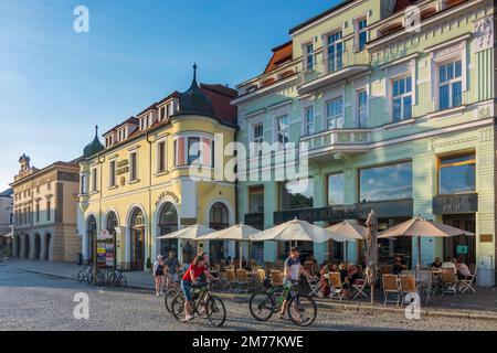 Uherské Hradiste (Ungarisch Hradisch): Masaryk Square, Restaurant in , Zlinsky, Region Zlin, Region Zliner, Tschechisch Stockfoto