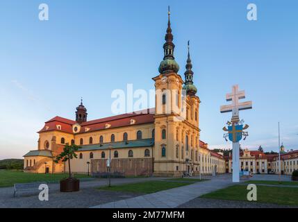 Velehrad (Welehrad): Basilika der Heiligen Cyril und Methodius (Bazilika Nanebevzetí Panny Marie a svatého Cyrila a Metoděje) in , Zlinsky, Region Zlin, Stockfoto