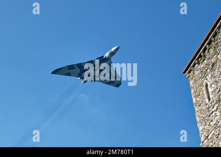 RAF Avro Vulcan Bomber XH558 Letzter Flug über Kent Stockfoto