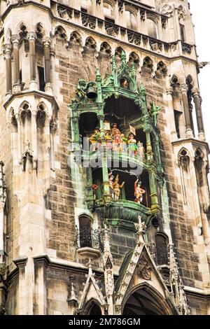 Rathaus-Glockenspiel in München, Deutschland Stockfoto