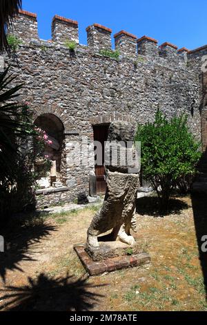 Statuen und Ausstellungen im Museum des antiken Butrint, UNESCO-Weltkulturerbe, Butrint-Nationalpark, Saranda-Viertel, Südalbanien, Europa Stockfoto