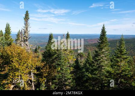 Blick auf den Regionalpark Massif-du-Sud (Saint-Philemon, Chaudiere-Appalaches, Quebec, Kanada) Stockfoto