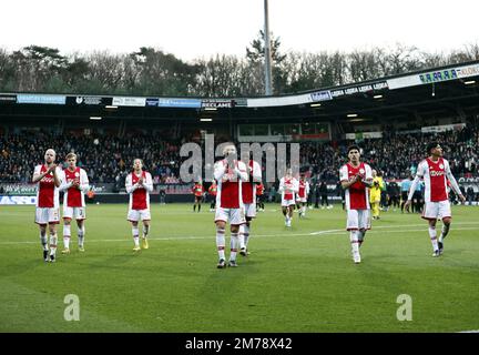 NIJMEGEN - (lr) Davy Klaassen aus Ajax, Christian Rasmussen aus Ajax, Kian Fitz-Jim aus Ajax, Dusan Tadic aus Ajax, Calvin Bassey aus Ajax, Jorge Sanchez aus Ajax, Edson Alvarez aus Ajax Enttäuschung nach dem niederländischen Premier League Match zwischen NEC und Ajax am 8. Januar 2023 in Nijmegen, Niederlande. ANP MAURICE VAN STONE Stockfoto