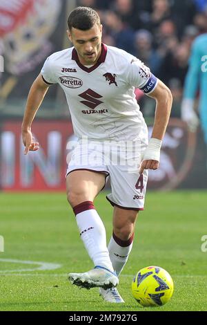 Salerno, Italien. 08. Januar 2023. Alessandro Buongiorno Spieler von Torino, während des Spiels der italienischen Serie A Liga zwischen Salernitana und Torino Endergebnis, Salernitana 1, Torino 1, gespielt im Arechi Stadion. Salerno, Italien, 08. Januar 2023. (Foto: Vincenzo Izzo/Sipa USA) Guthaben: SIPA USA/Alamy Live News Stockfoto