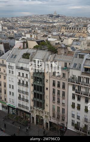 Das Centre Pompidou: Panoramablick auf Paris vom Dach des Centre Pompidou-Gebäudes Stockfoto