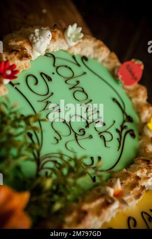 Osterbacken. Mazurkas und Osterkuchen. Die Arbeit eines Konditors Stockfoto