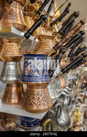 Coppersmith Bazaar aus Gaziantep, Türkei. Stockfoto