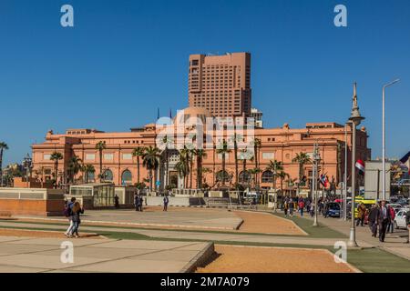KAIRO, ÄGYPTEN - 27. JANUAR 2019: Gebäude des Ägyptischen Museums in Kairo, Ägypten Stockfoto
