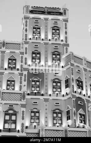 authentisches traditionelles Haus oder Gebäude im jemenitischen Stil Stockfoto