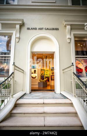 Honolulu, Hawaii - 29. Dezember 2022: Inselgalerien im Moana Surfrider Hotel. Stockfoto