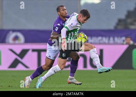 Artemio Franchi Stadion, Florenz, Italien, 07. Januar 2023, Andrea Pinamonti (US Sassuolo) und Igor Julio dos Santos de Paulo 'Igor' (ACF Fiorentina) Stockfoto