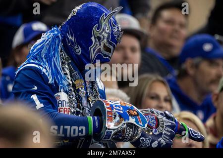 Indianapolis, Indiana, USA. 08. Januar 2023. Indianapolis Colts-Fan beim NFL-Spiel gegen die Houston Texans in Indianapolis, Indiana. John Mersits/CSM/Alamy Live News Stockfoto