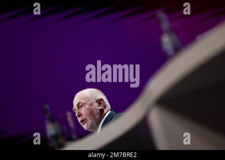 Köln, Deutschland. 09. Januar 2023. Ulrich Silberbach, Vorsitzender der dbb, spricht auf der Jahreskonferenz der dbb im Kongresszentrum Koelnmesse. Kredit: Rolf Vennenbernd/dpa/Alamy Live News Stockfoto