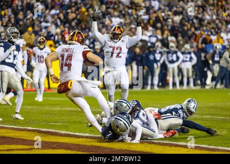 January 8, 2023 : Dallas Cowboys quarterback Dak Prescott (4) drops back to  pass during the game against the Washington Commanders in Landover, MD.  Photographer: Cory Royster (Credit Image: Â© Cory Royster/Cal