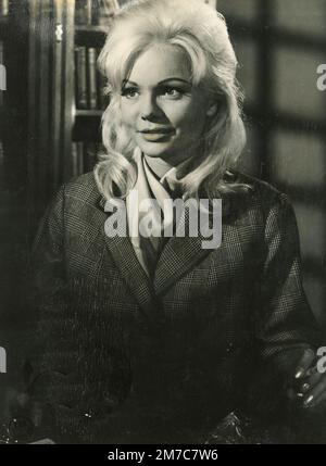 Die deutsch-italienische Schauspielerin Margaret Rose Keil in dem Film That Kind of Girl, UK 1963 Stockfoto