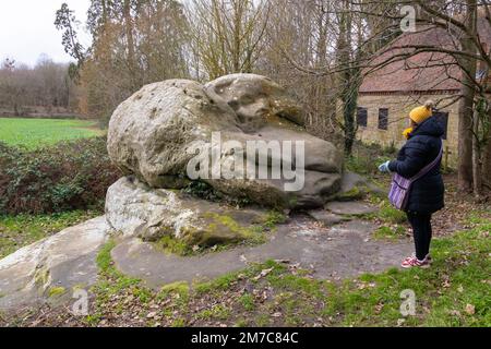 Der Steinbruch, eine große Sandsteinfelsformation, Chiddingstone Village, kent, großbritannien Stockfoto