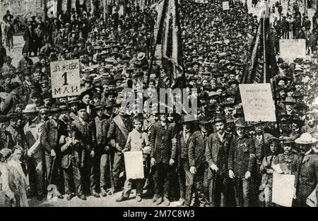 Kommunistische Demonstration für den 1. Mai, Sofia, Bulgarien, 1900er Stockfoto