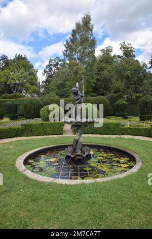 Springbrunnen, Garten am Brückenende, Safran walden, Stockfoto