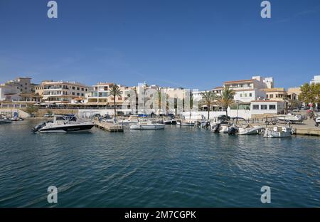 Boote, Hafen, Yachthafen, Cala Rajada, Mallorca, Spanien Stockfoto