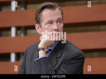 ARCHIVFOTO: Mathias DOEPFNER wird am 15. Januar 2023 60, Dr. Mathias DOEPFNER, Deutschland, Manager, Management Chairman von Axel Springer Verlag, Halblängenporträt, Querformat, 29. Januar 2004. ? Stockfoto