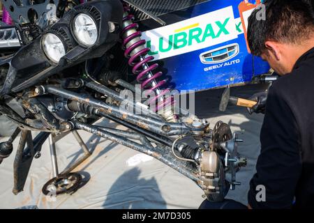 X-RAID Yamaha Supported Team, Yamaha, SSV, FIA W2RC, Mechaniker bei der Arbeit während des restlichen Tages des Dakar 2023 in Riad am 9. Januar 2023 in Riad, Saudi-Arabien - Photo Florent Gooden / DPPI Stockfoto